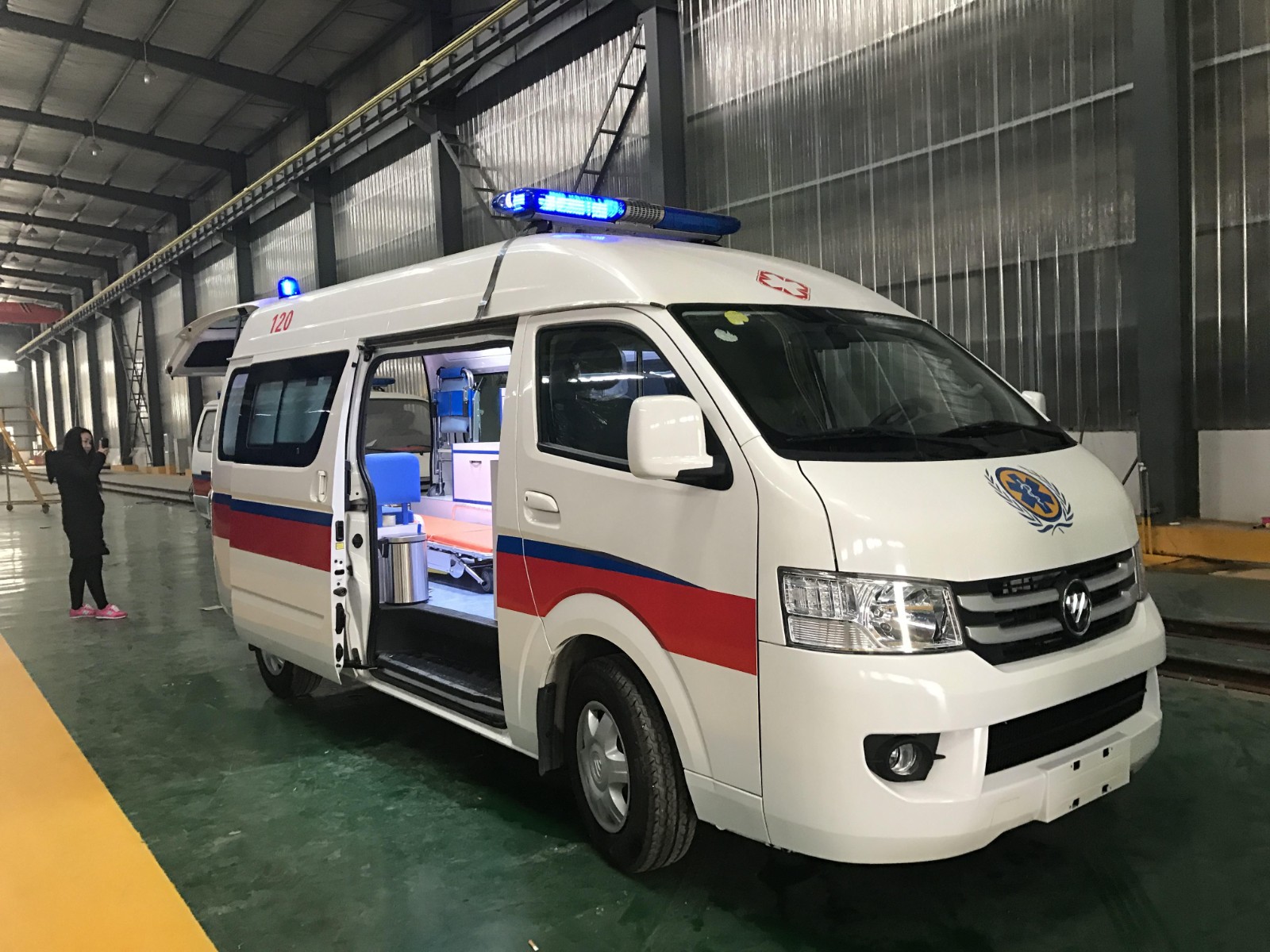 石柱救护车转院